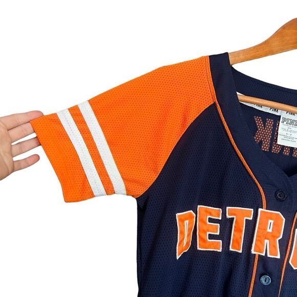 3 for $30! Victoria’s Secret pink Detroit jersey - Picture 3 of 8